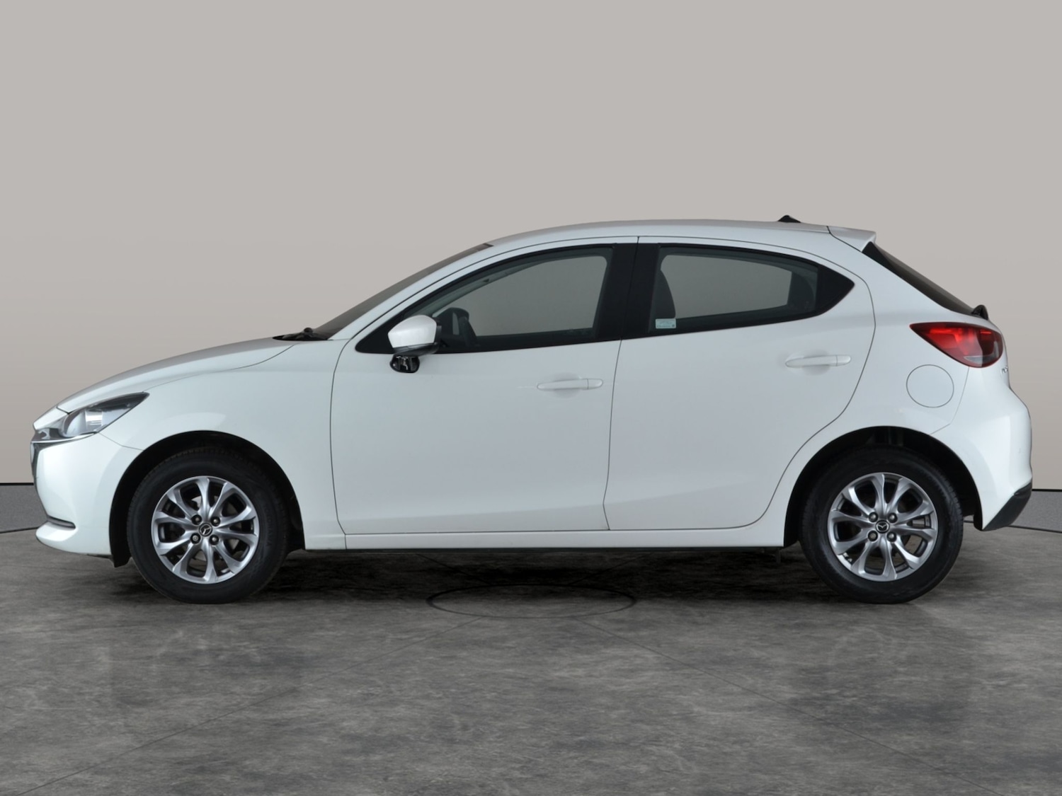 Used Mazda Mazda2 2023 for sale - 77326653: Photo 13