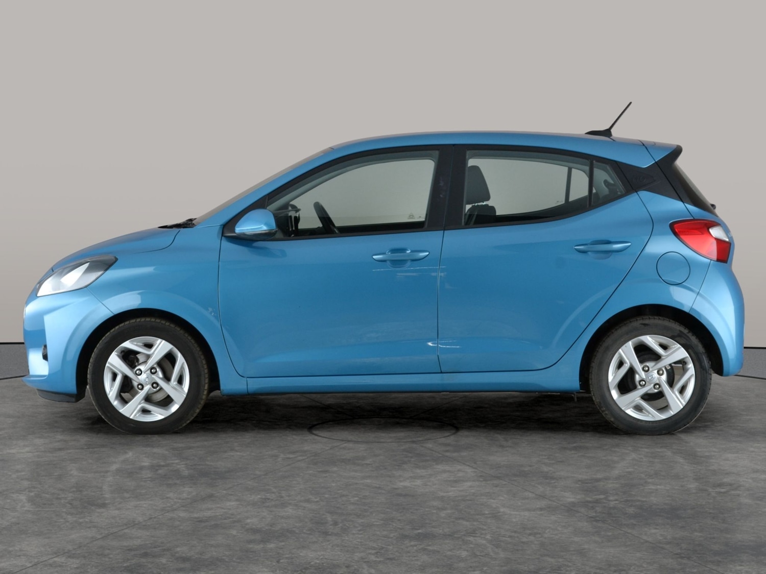 Used Hyundai i10 2023 for sale - 77053078: Photo 13
