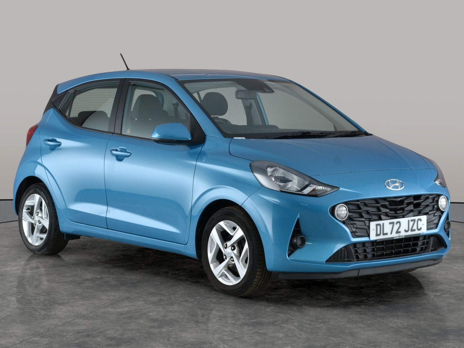 Used Hyundai i10 2023 for sale - 77053078: Photo 8