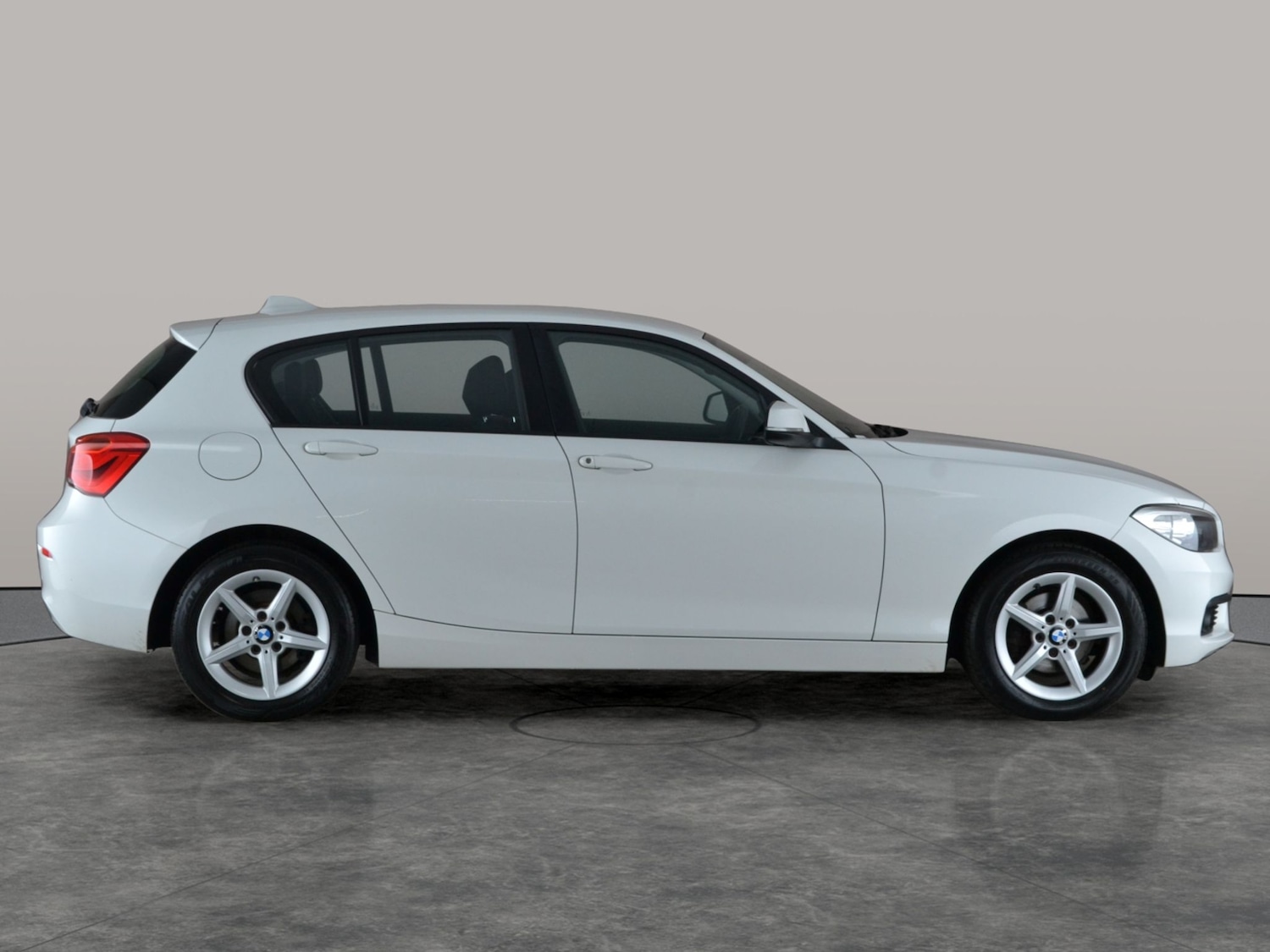 Used BMW 1 Series 2018 for sale - 77262140: Photo 9