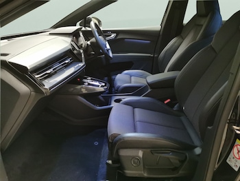 Used Audi Q4 e-tron 2023 for sale - 79402235: Photo