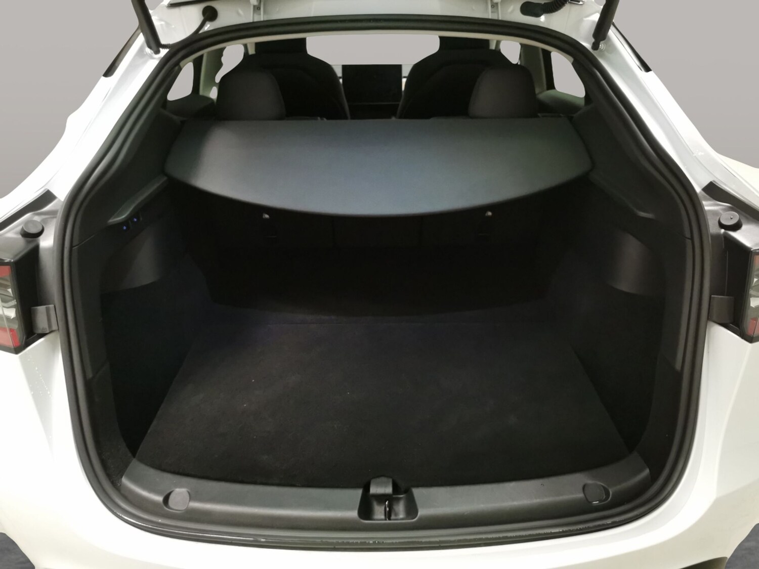 Used Tesla Model Y 2024 for sale - 77829820: Photo 34