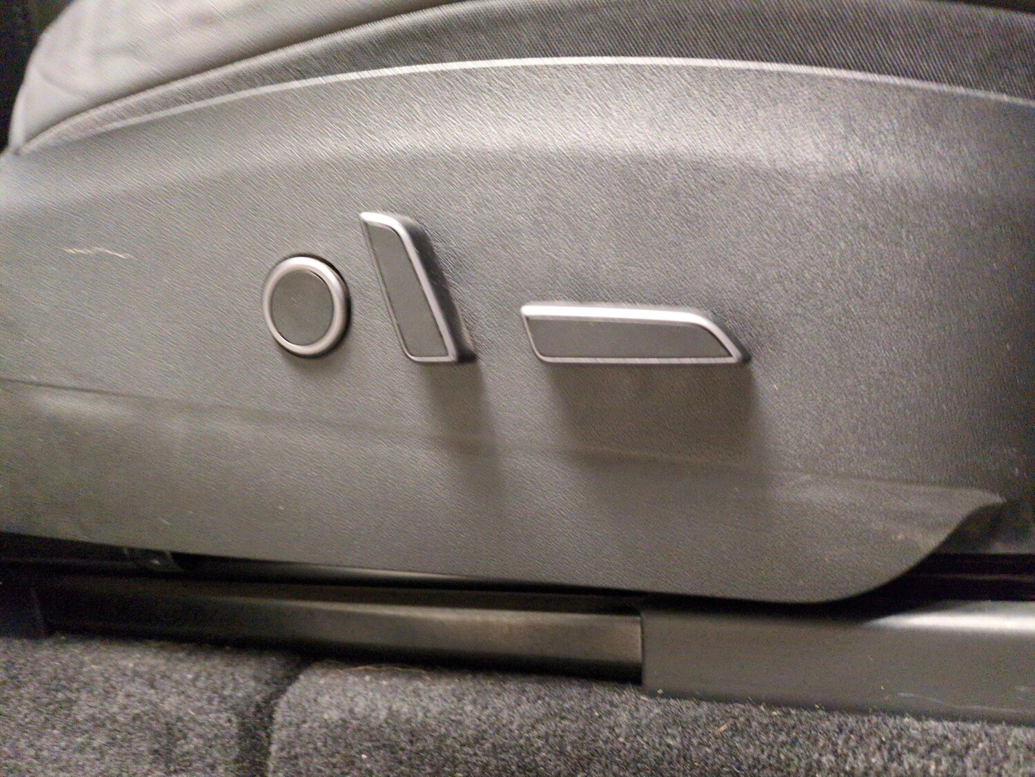 Used Tesla Model Y 2023 for sale - 77911680: Photo 24