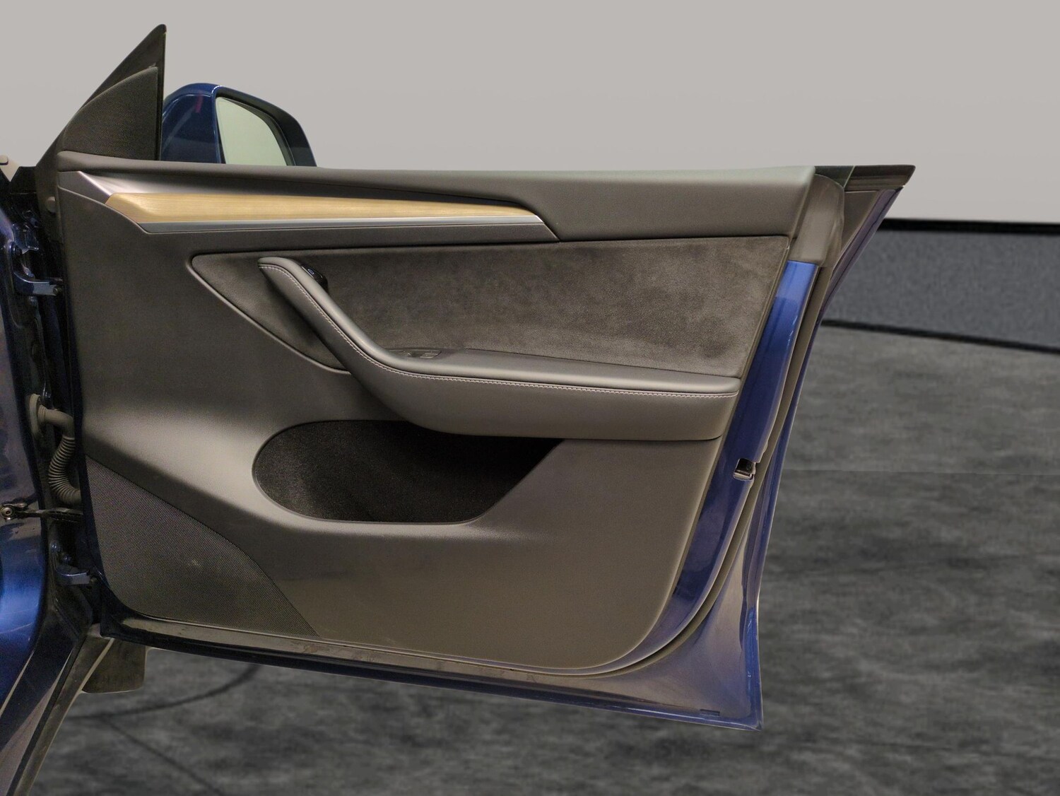 Used Tesla Model Y 2023 for sale - 77911680: Photo 32