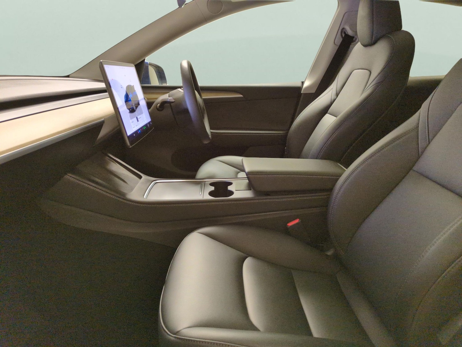 Used Tesla Model Y 2023 for sale - 77911680: Photo 4