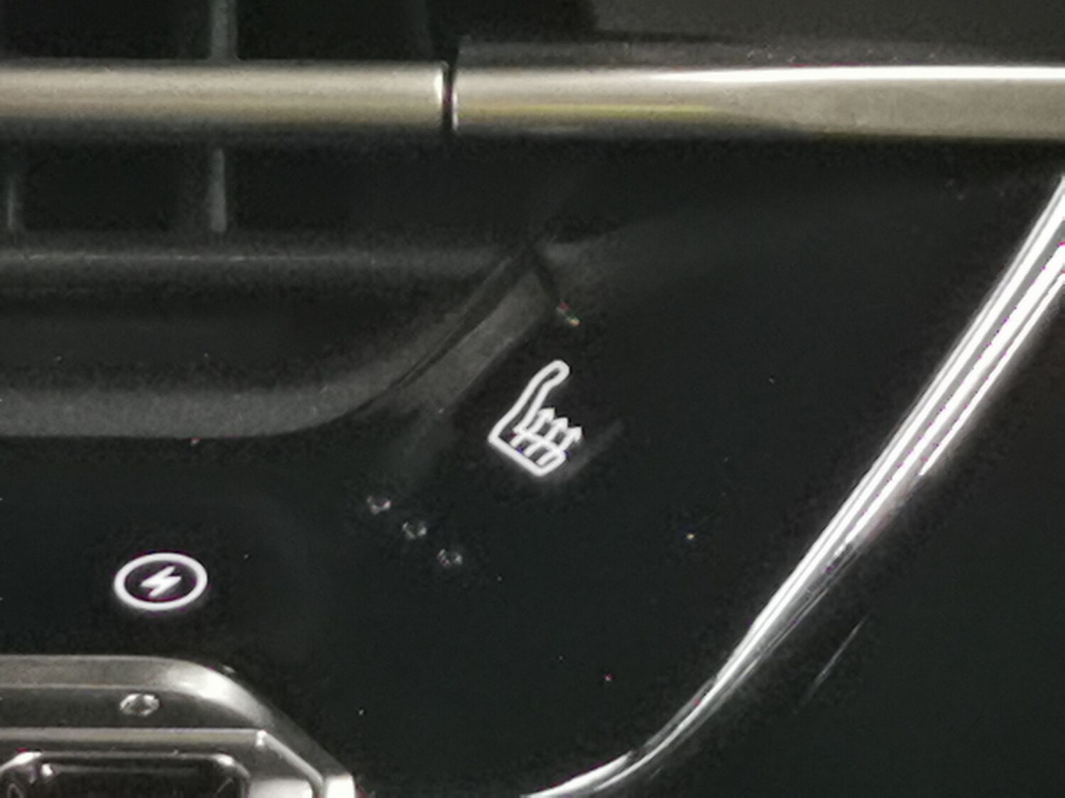 Used Peugeot E-2008 2024 for sale - 77558257: Photo 17