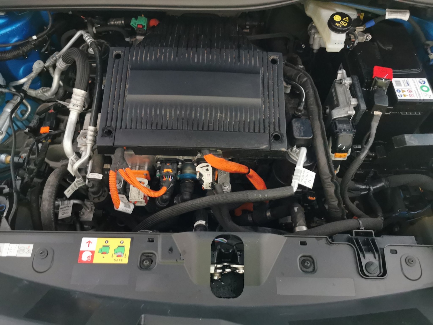 Used Peugeot E-2008 2024 for sale - 77558257: Photo 33