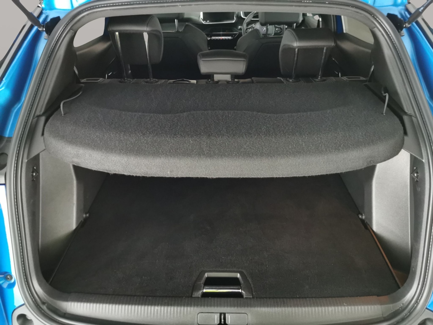 Used Peugeot E-2008 2024 for sale - 77558257: Photo 34