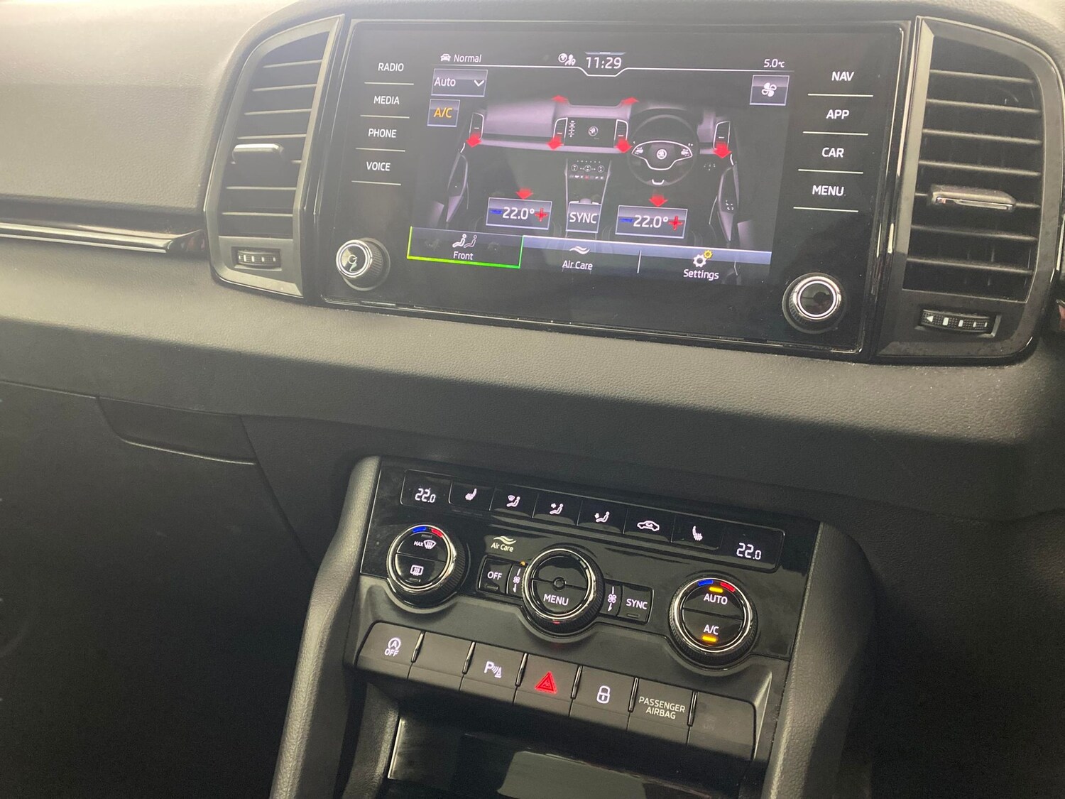 Used Skoda Karoq for sale - 77530009: Photo 16