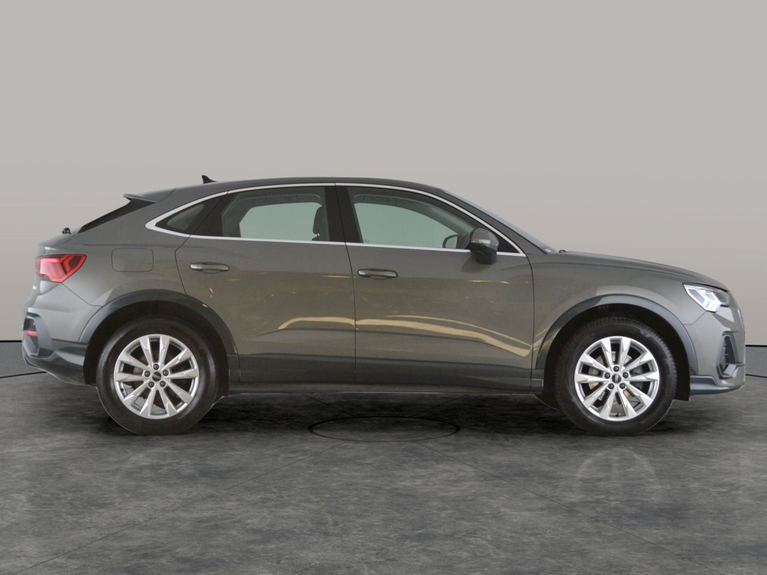 Used Audi Q3 2022 for sale - 76143965: Photo 13