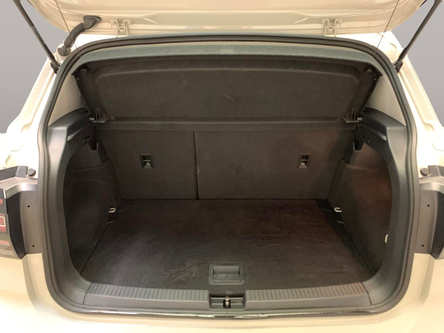 Used Volkswagen T-Cross 2021 for sale - 78110028: Photo 31