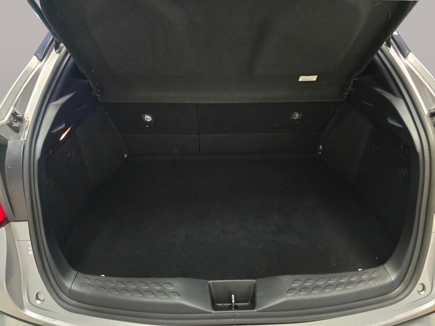 Used Toyota C-HR 2021 for sale - 77170844: Photo 35