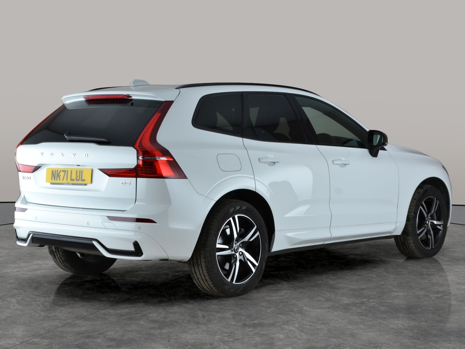 Used Volvo XC60 2021 for sale - 77164361: Photo 9