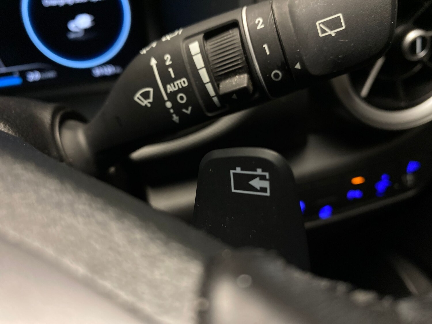 Used Hyundai KONA 2023 for sale - 78129491: Photo 13