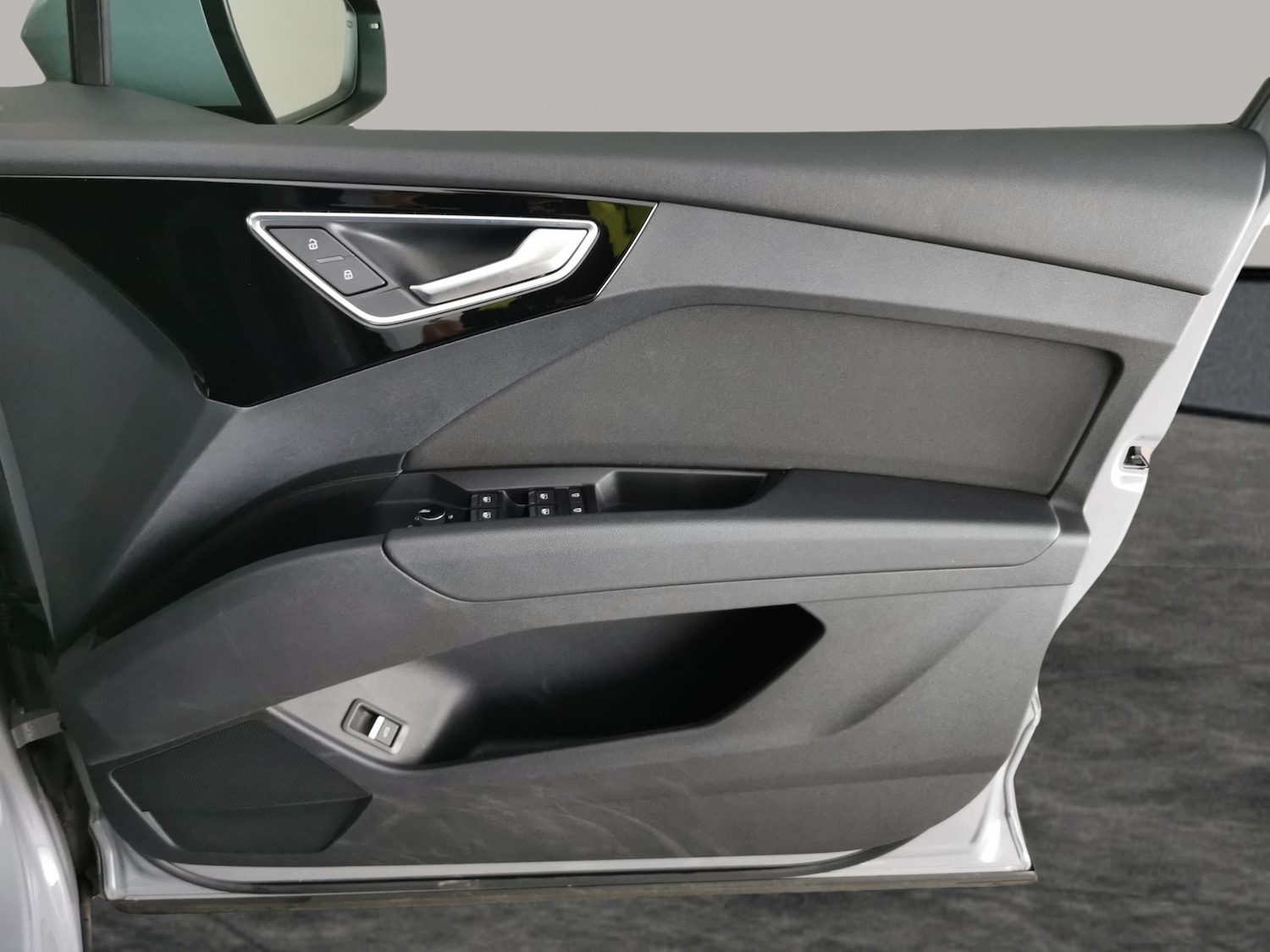 Used Audi Q4 e-tron 2023 for sale - 77965647: Photo 30