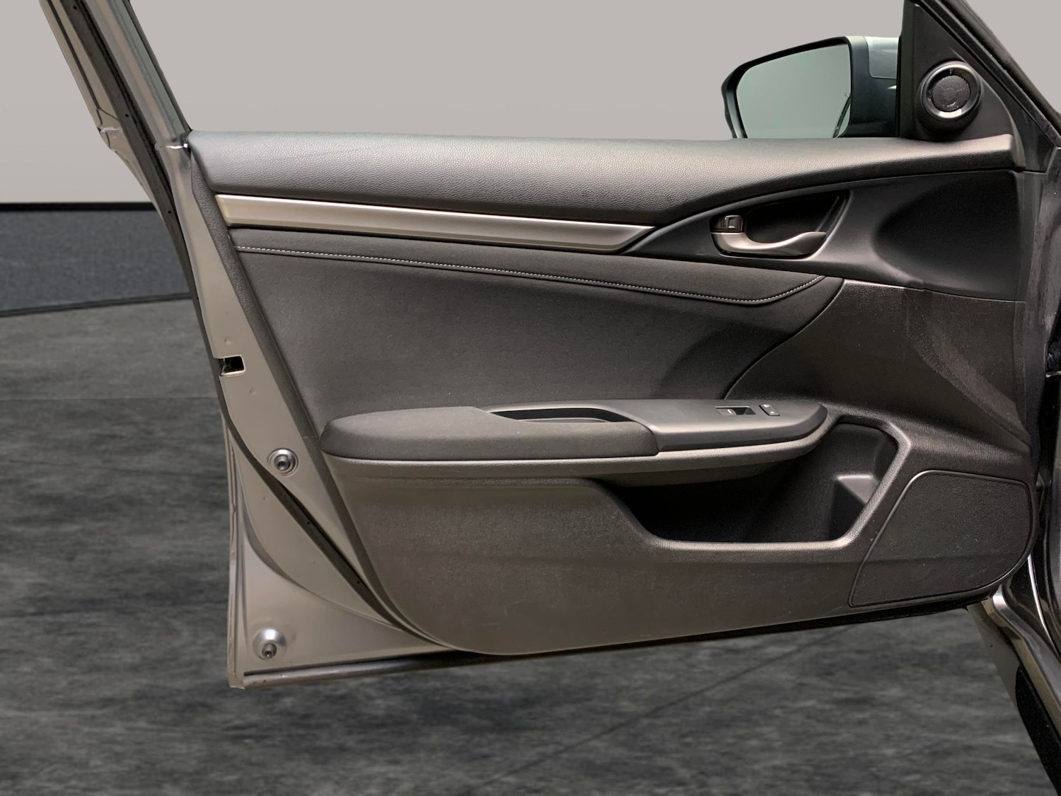 Used Honda Civic 2020 for sale - 76941197: Photo 26