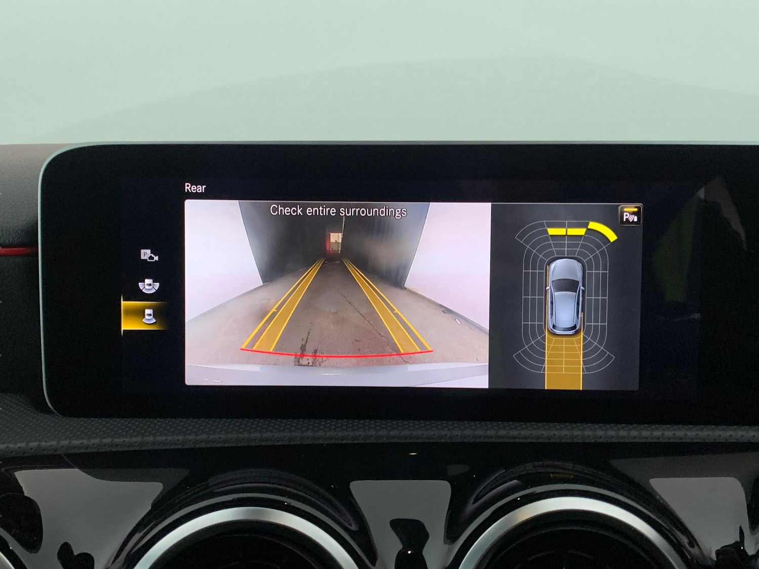 Used Mercedes-Benz A-Class 2019 for sale - 76663461: Photo 6