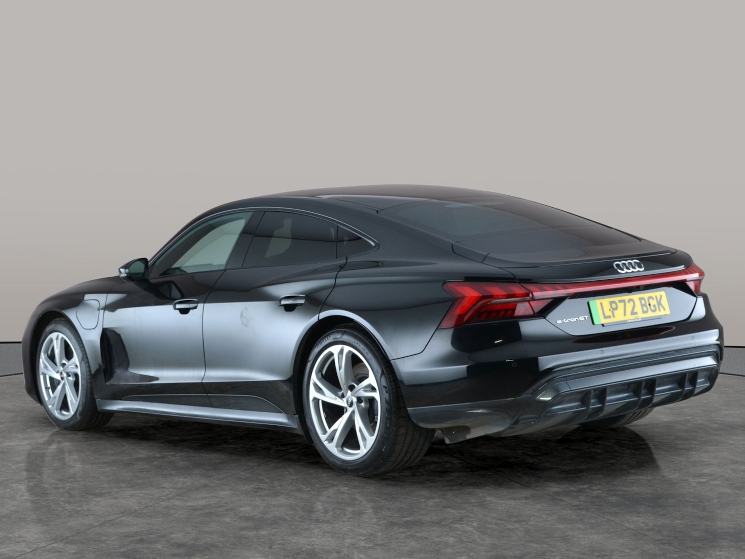 Used Audi e-tron GT 2022 for sale - 78103989: Photo 13