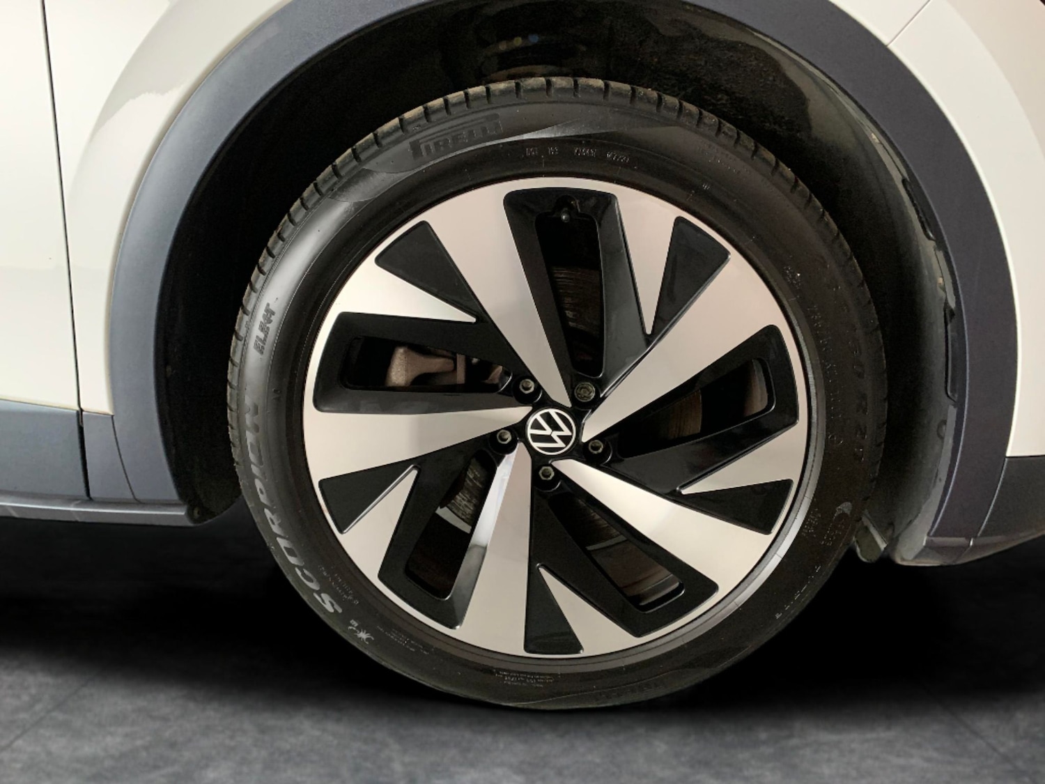 Used Volkswagen ID.4 2021 for sale - 76668692: Photo 25