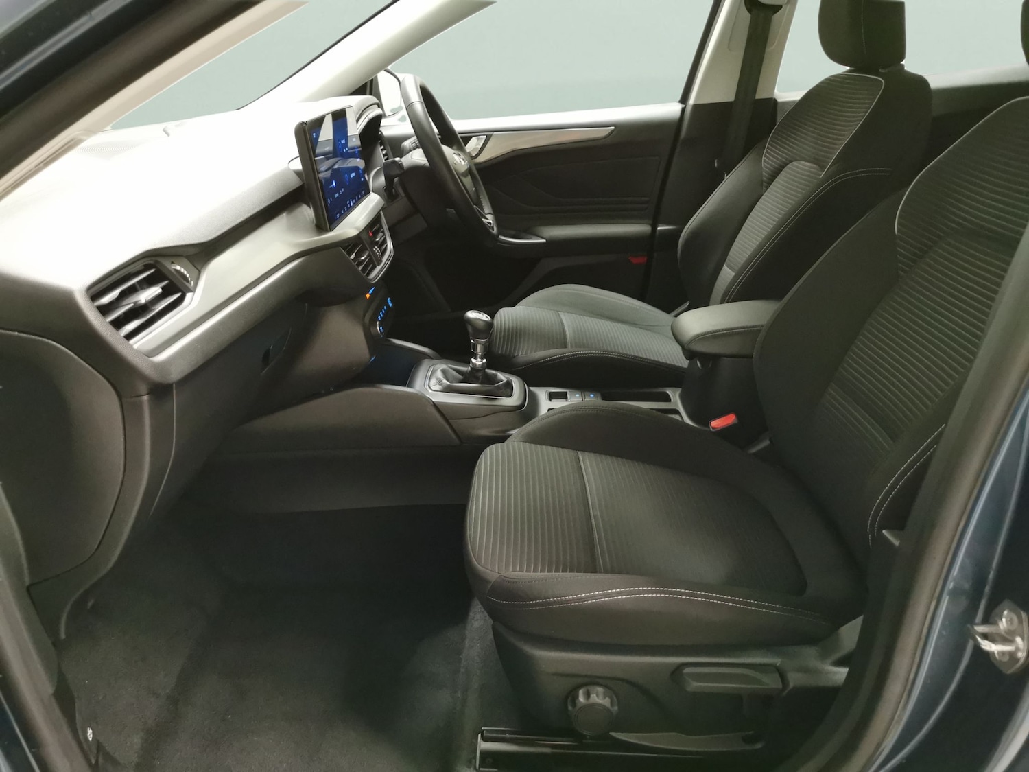 Used Ford Focus 2023 for sale - 77711099: Photo 4