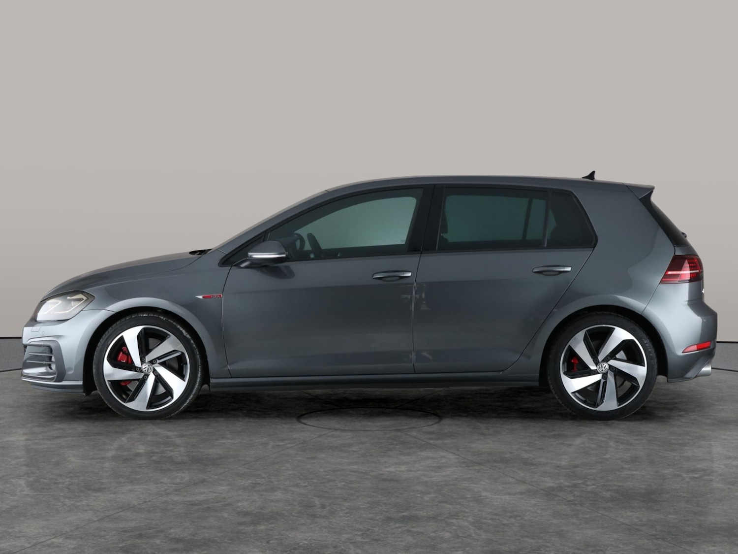 Used Volkswagen Golf 2019 for sale - 76162505: Photo 16