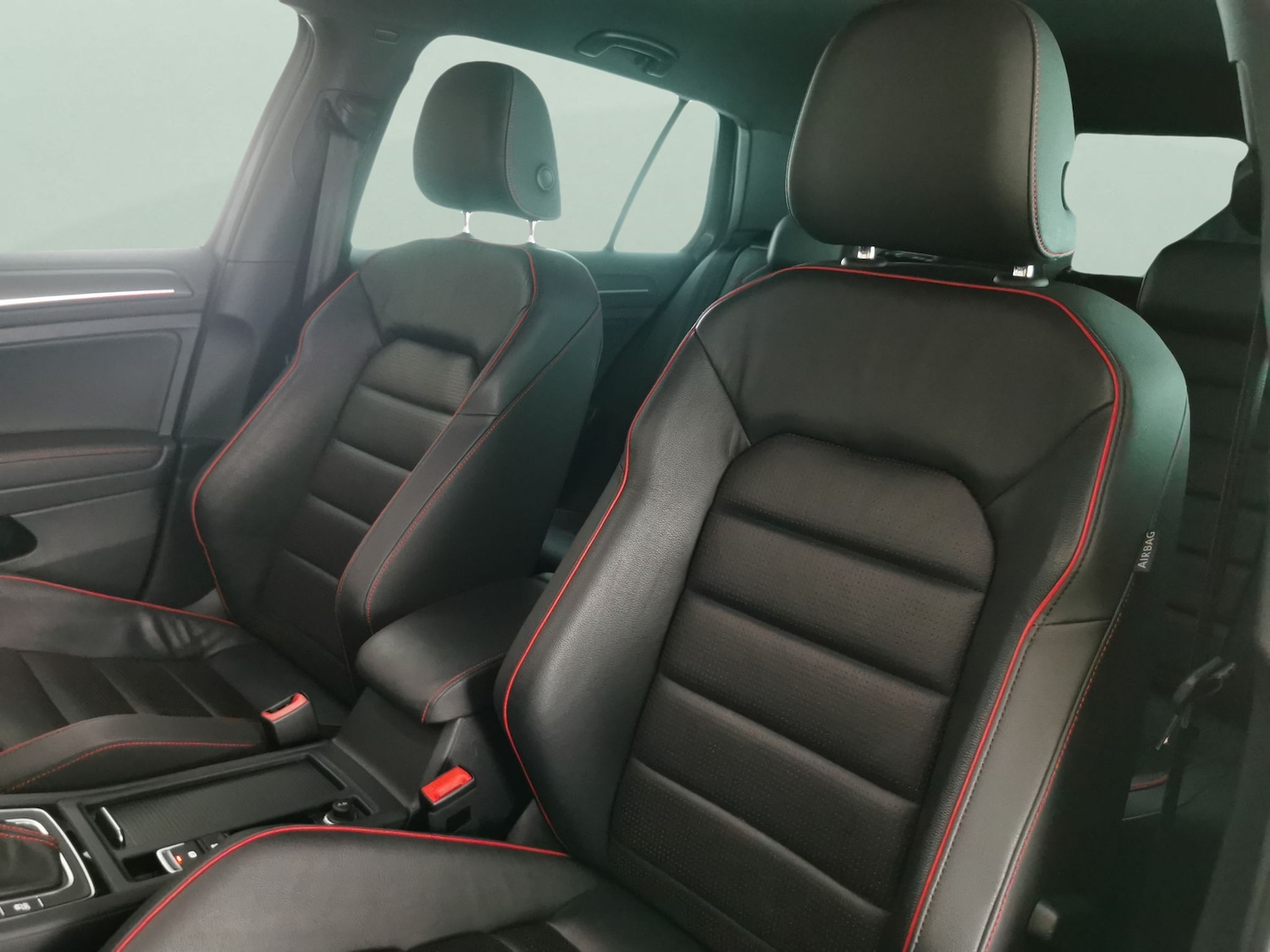 Used Volkswagen Golf 2019 for sale - 76162505: Photo 7