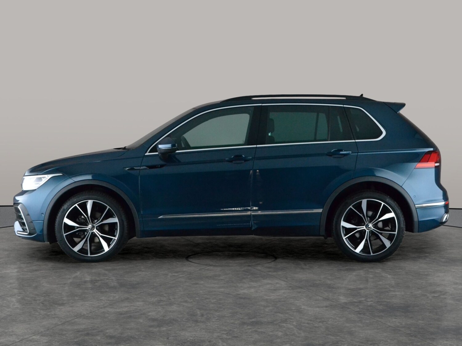 Used Volkswagen Tiguan for sale - 77660743: Photo 12