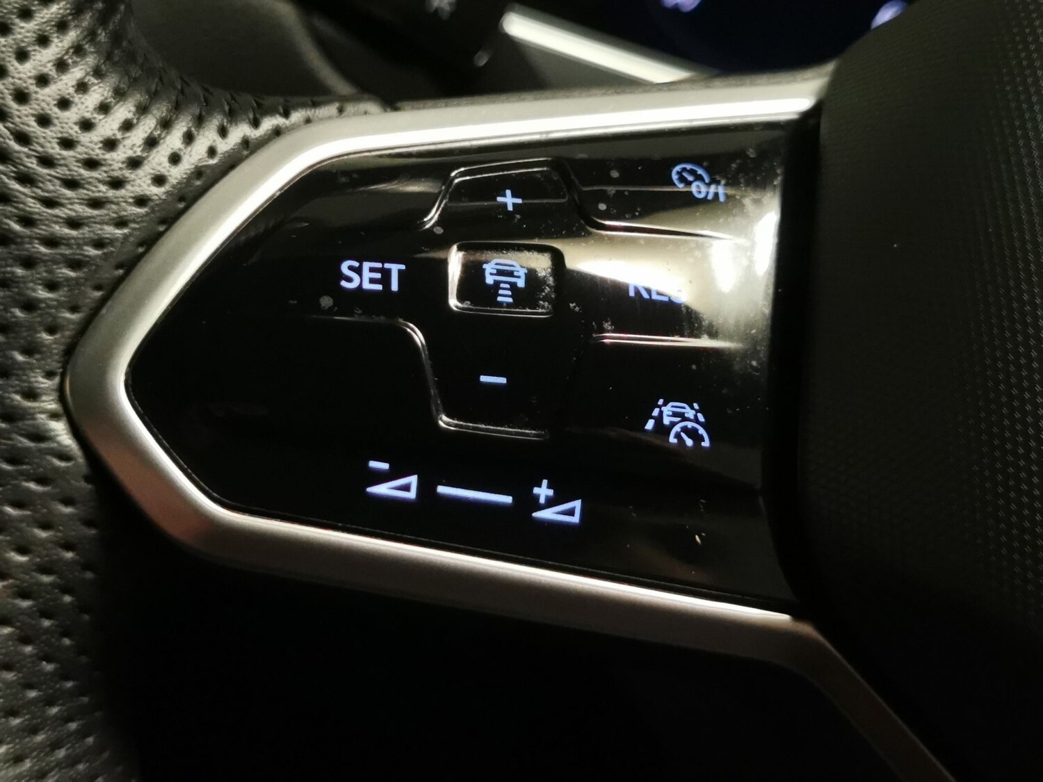 Used Volkswagen Tiguan for sale - 77660743: Photo 19