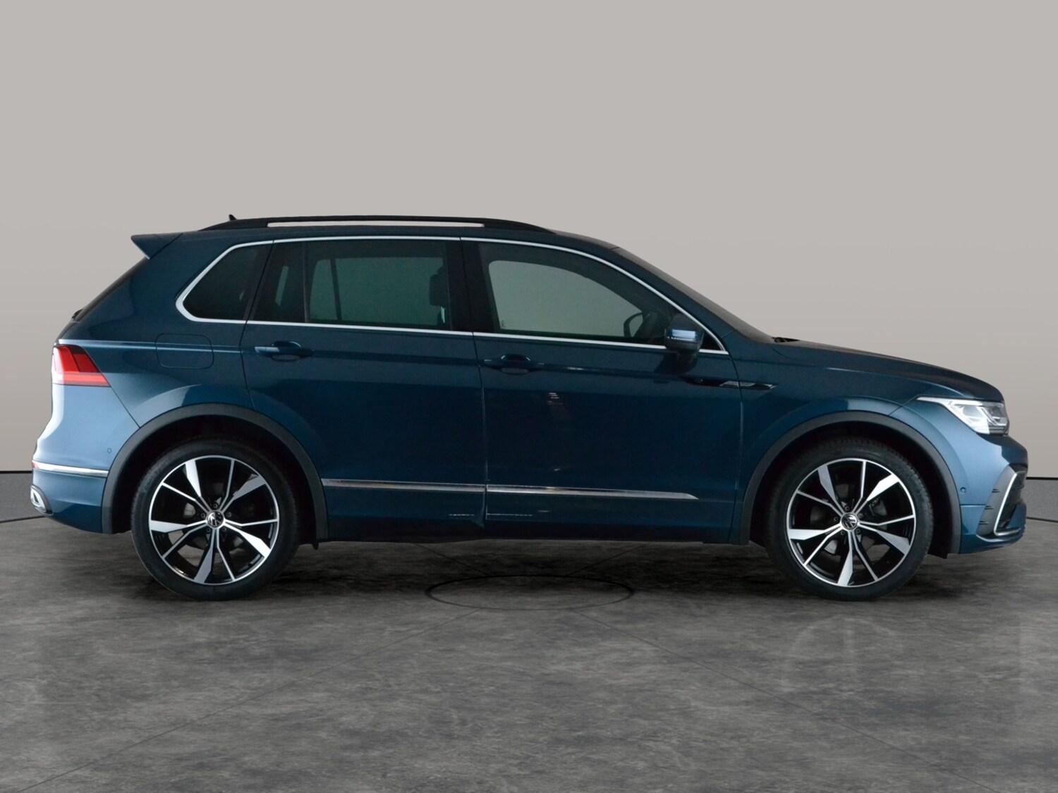 Used Volkswagen Tiguan for sale - 77660743: Photo 8