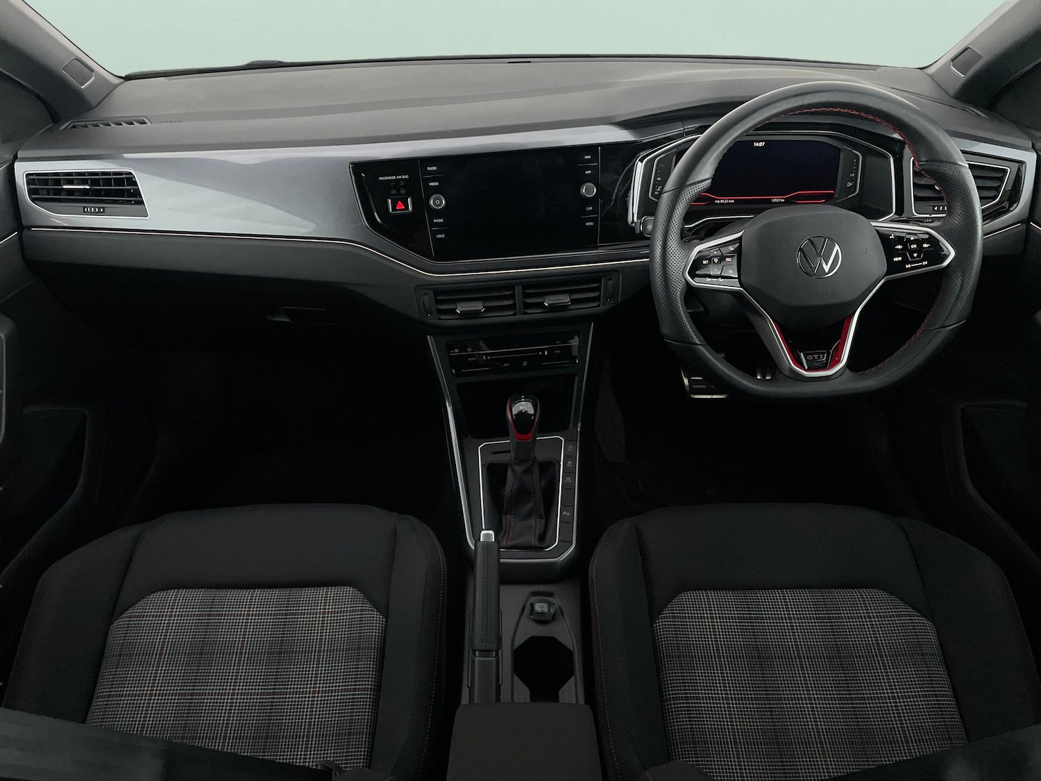 Used Volkswagen Polo 2023 for sale - 77778240: Photo 6