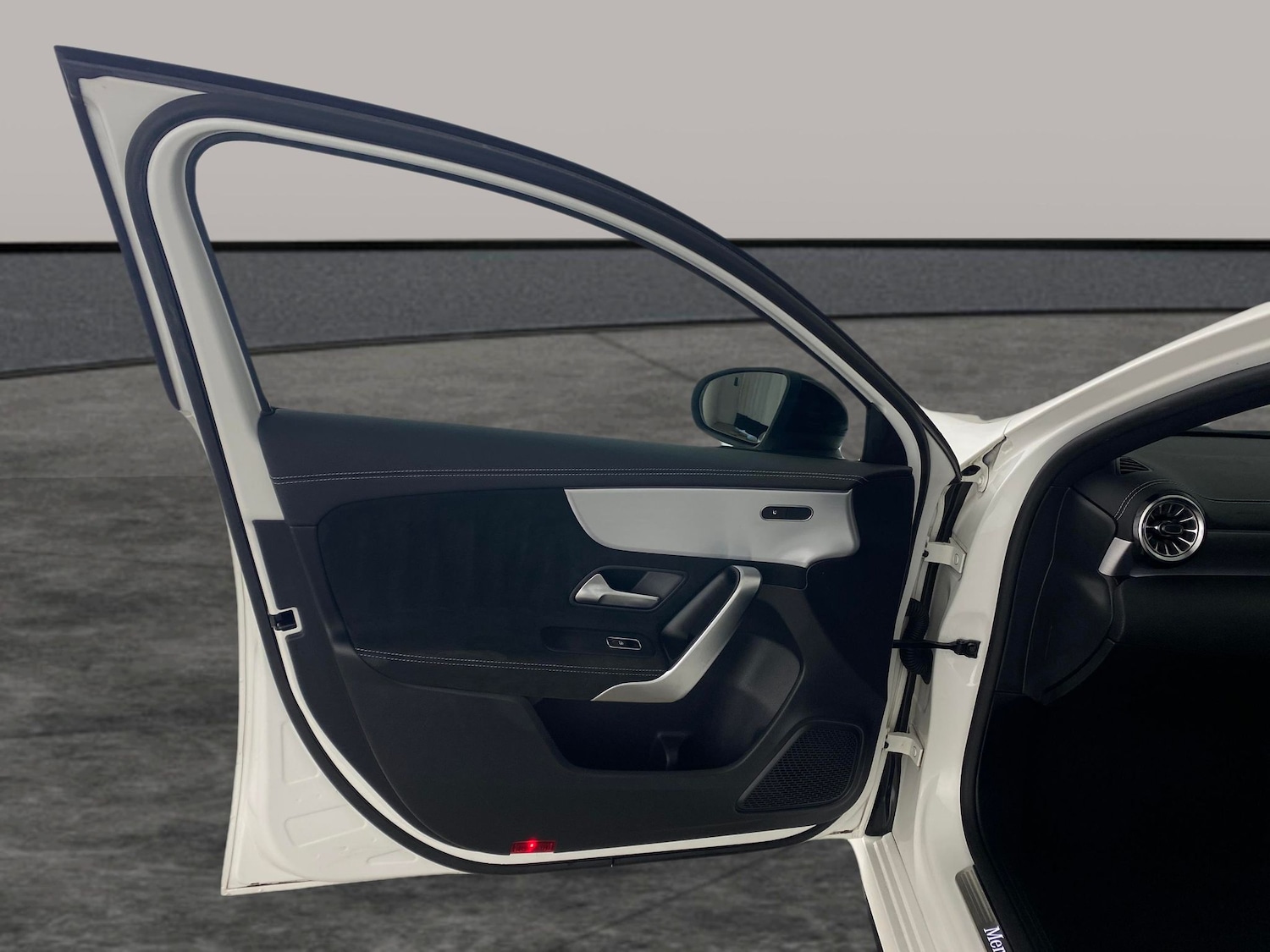 Used Mercedes-Benz A-Class 2022 for sale - 77607372: Photo 25