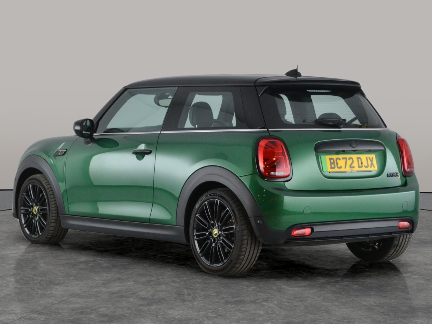 Used MINI Hatch 2023 for sale - 77833644: Photo 11