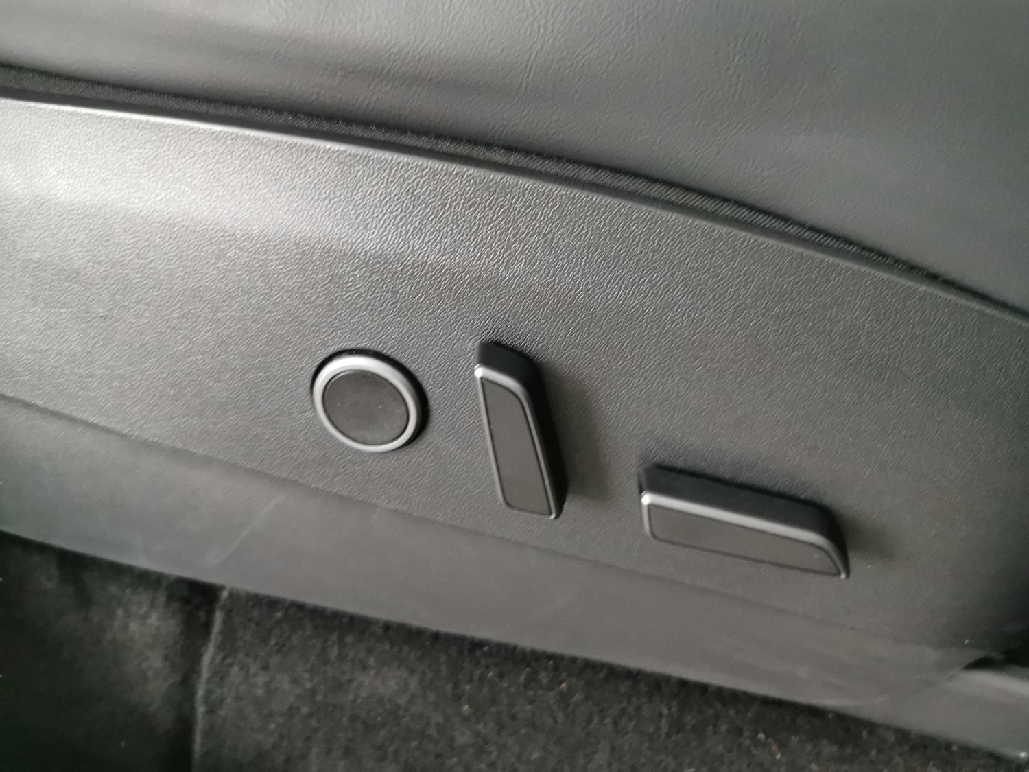 Used Tesla Model Y 2022 for sale - 77631059: Photo 16