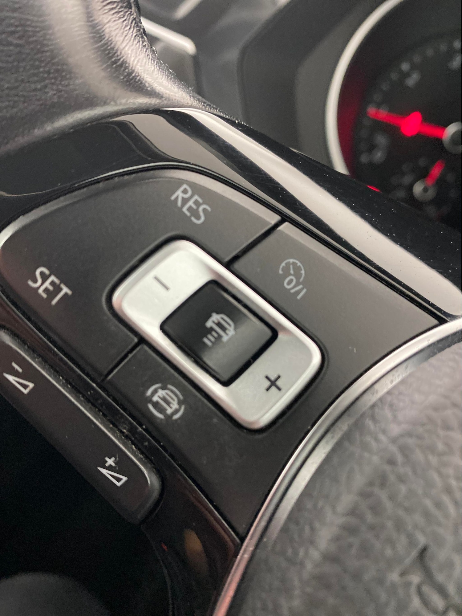 Used Volkswagen Tiguan 2019 for sale - 76364907: Photo 28