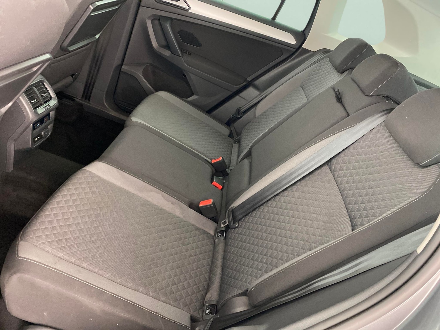 Used Volkswagen Tiguan 2019 for sale - 76364907: Photo 34