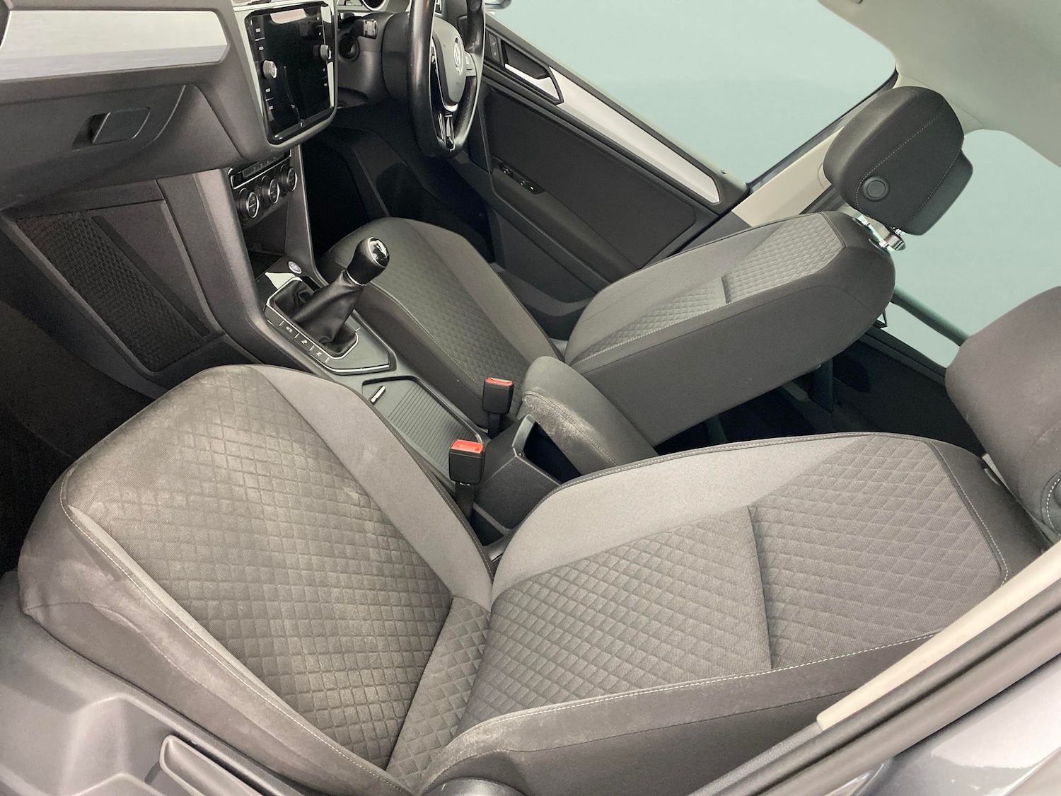 Used Volkswagen Tiguan 2019 for sale - 76364907: Photo 4