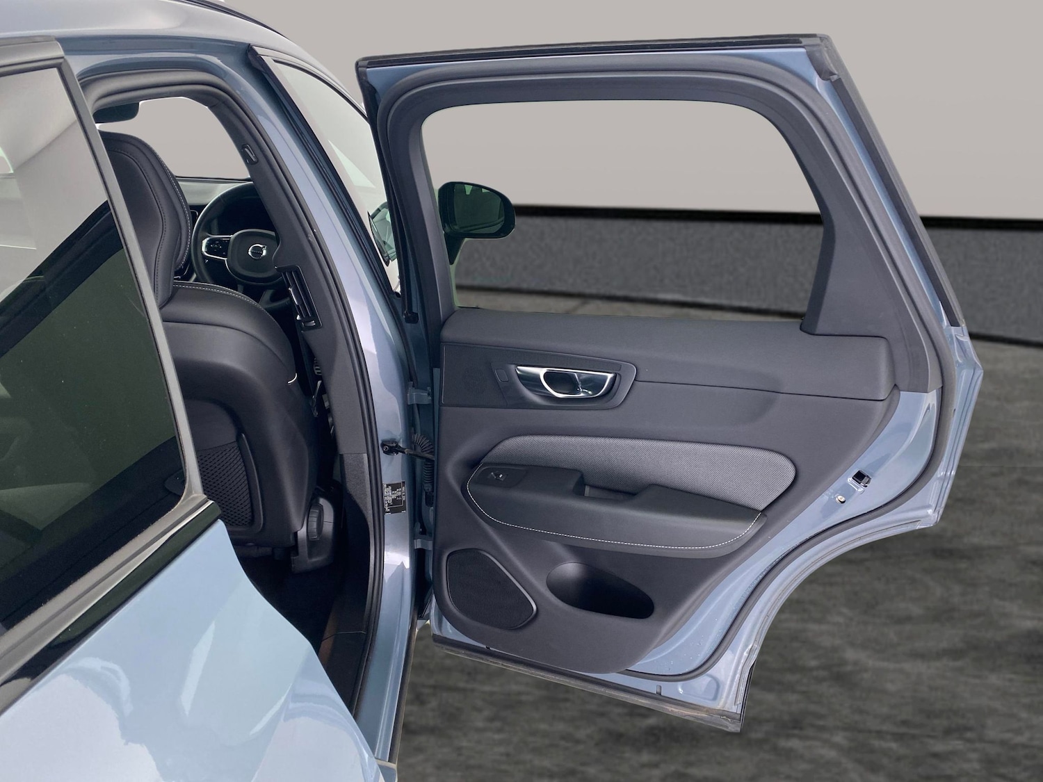 Used Volvo XC60 2021 for sale - 78028380: Photo 25