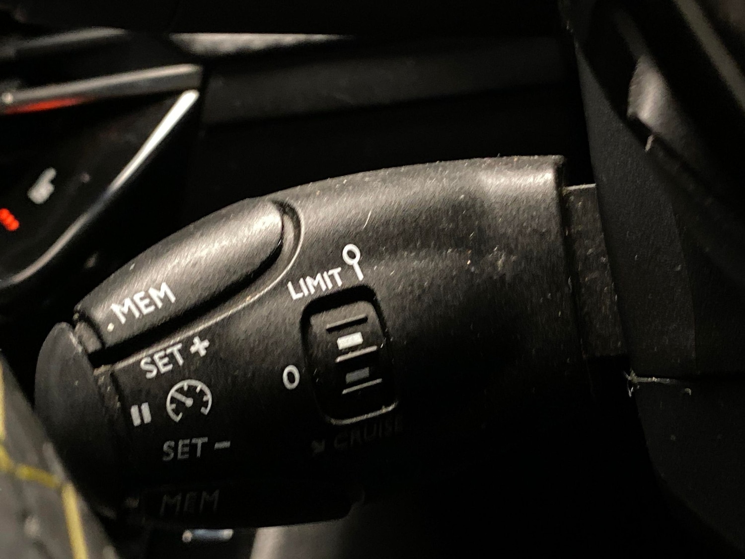 Used Peugeot 2008 2023 for sale - 78054019: Photo 20