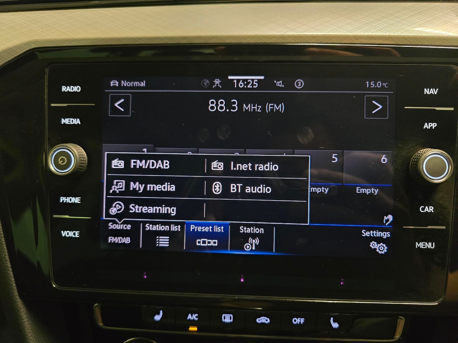 Used Volkswagen Passat 2022 for sale - 76147163: Photo 8