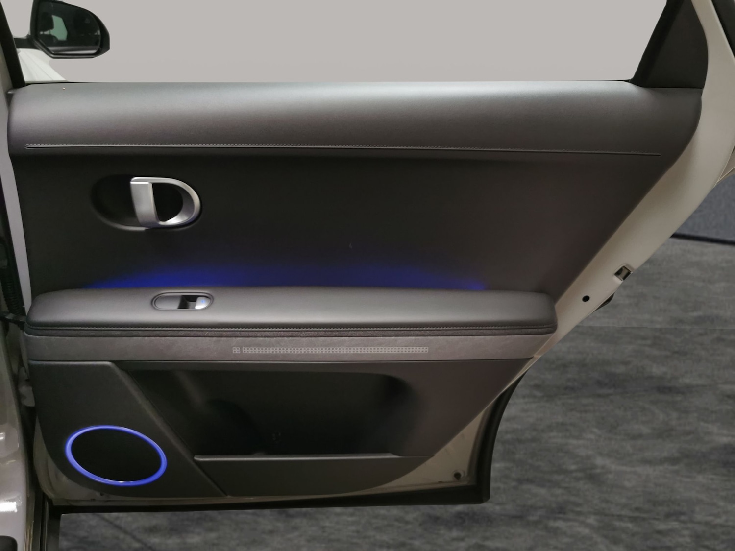 Used Hyundai IONIQ 5 2023 for sale - 78103991: Photo 34