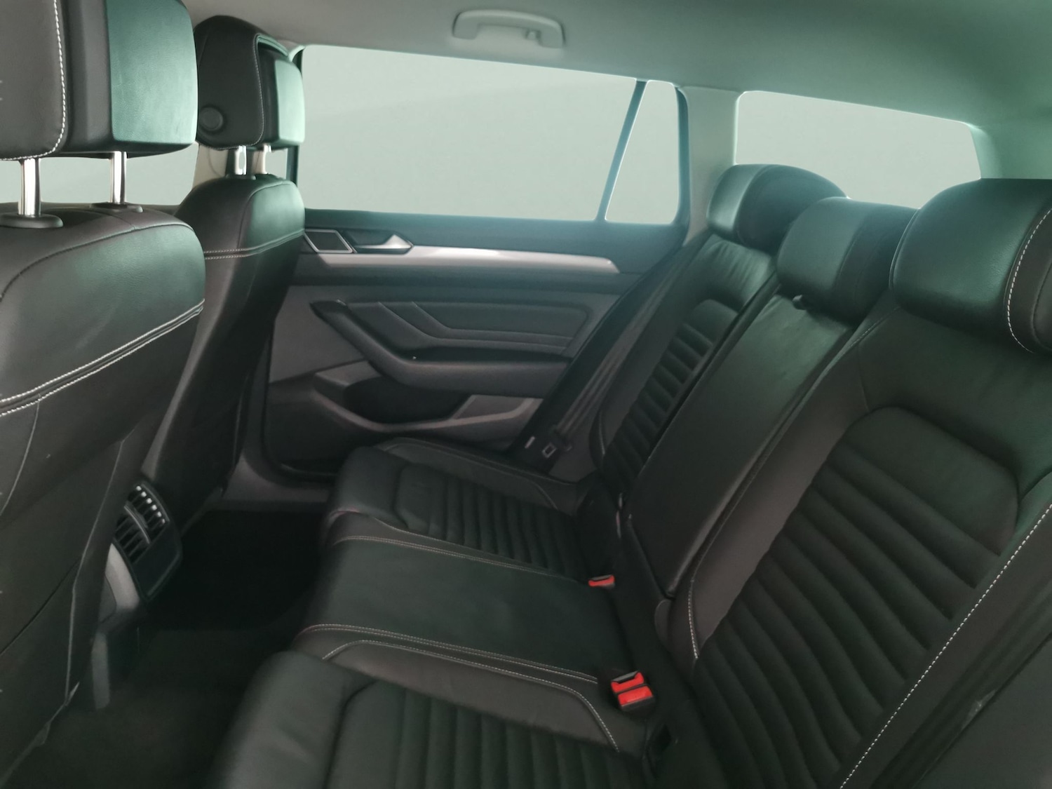 Used Volkswagen Passat 2022 for sale - 77206019: Photo 25