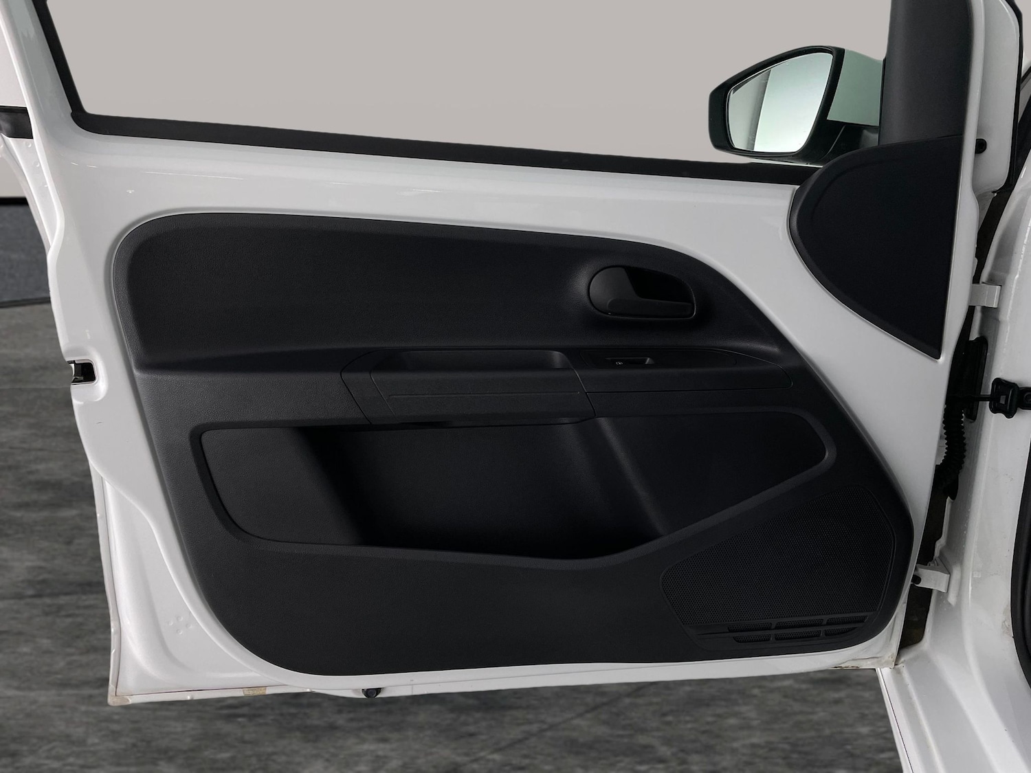 Used Volkswagen up! 2023 for sale - 77797252: Photo 22