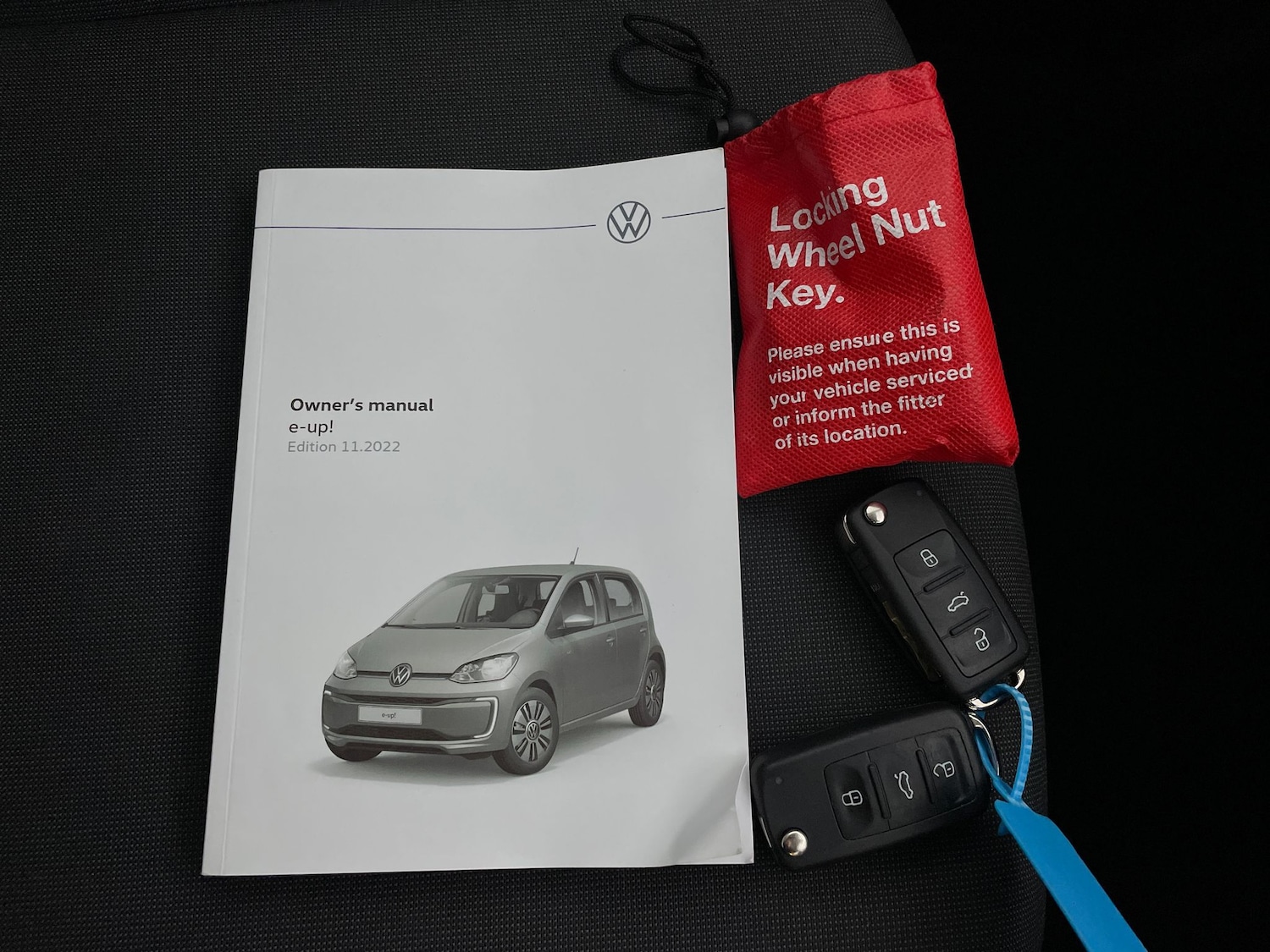 Used Volkswagen up! 2023 for sale - 77797252: Photo 28