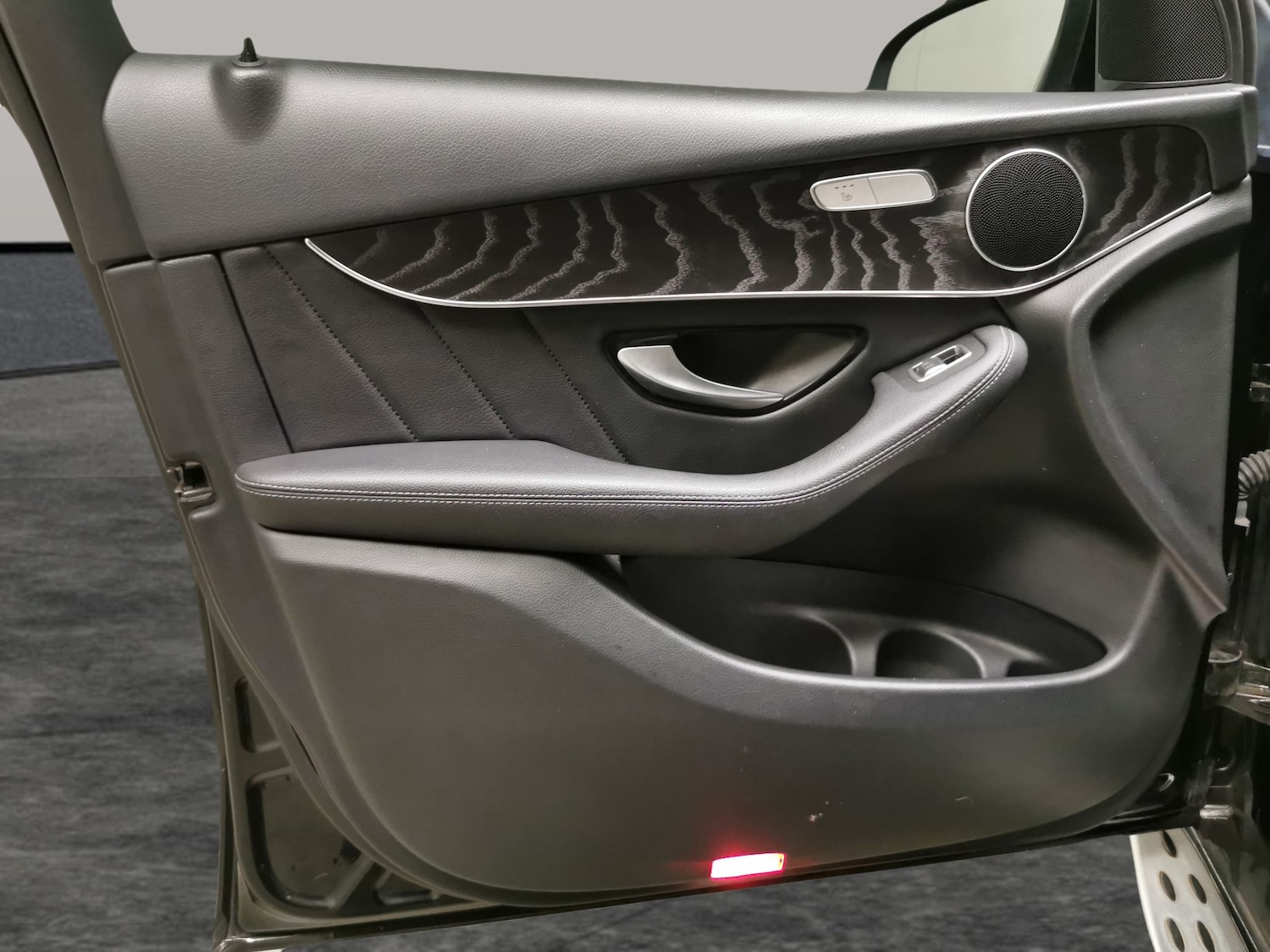 Used Mercedes-Benz GLC 2018 for sale - 76502004: Photo 26