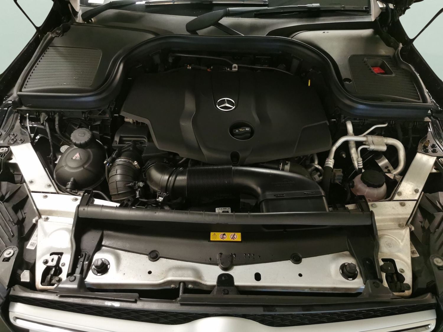 Used Mercedes-Benz GLC 2018 for sale - 76502004: Photo 31