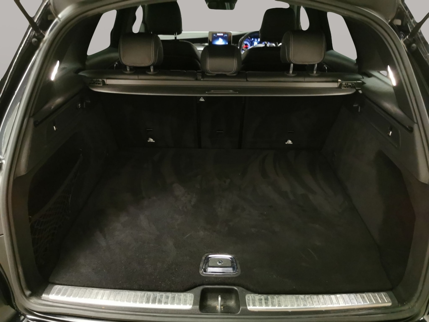 Used Mercedes-Benz GLC 2018 for sale - 76502004: Photo 32