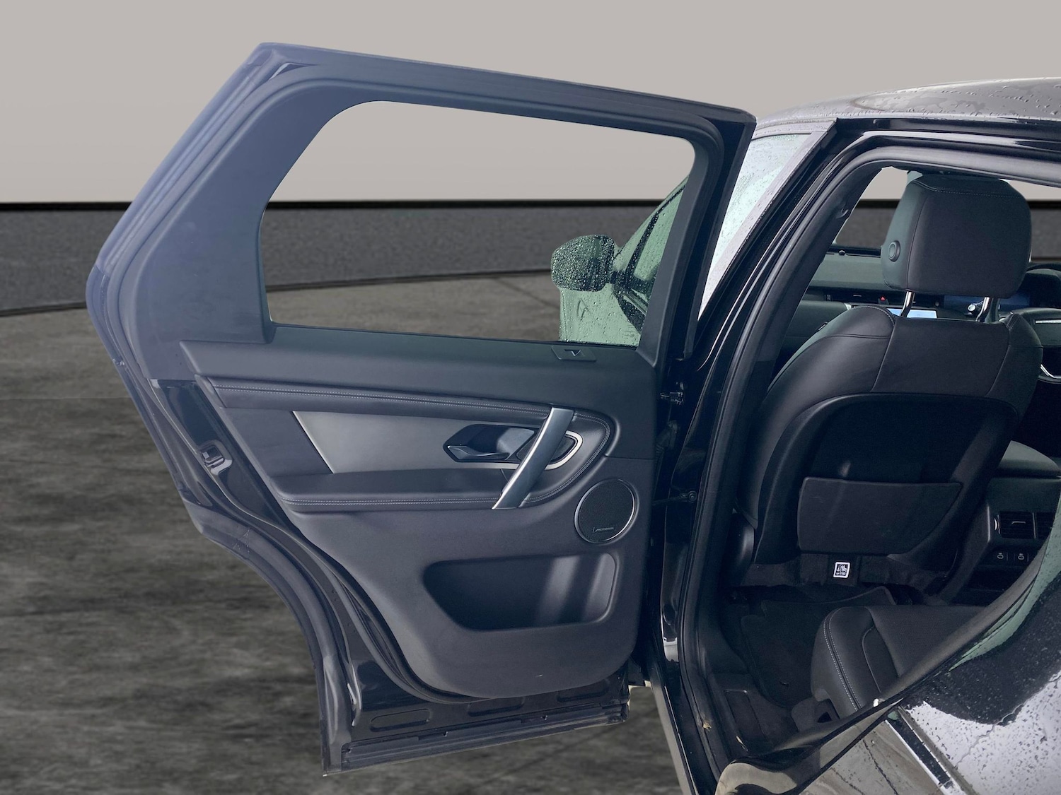 Used Land Rover Discovery Sport 2024 for sale - 77354099: Photo 31