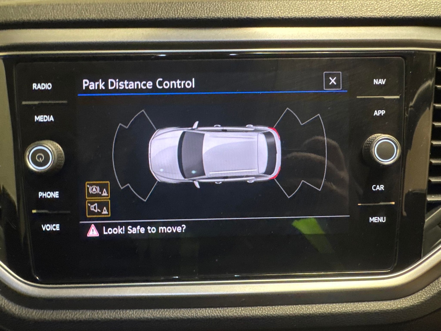 Used Volkswagen T-Roc for sale - 77221460: Photo 14