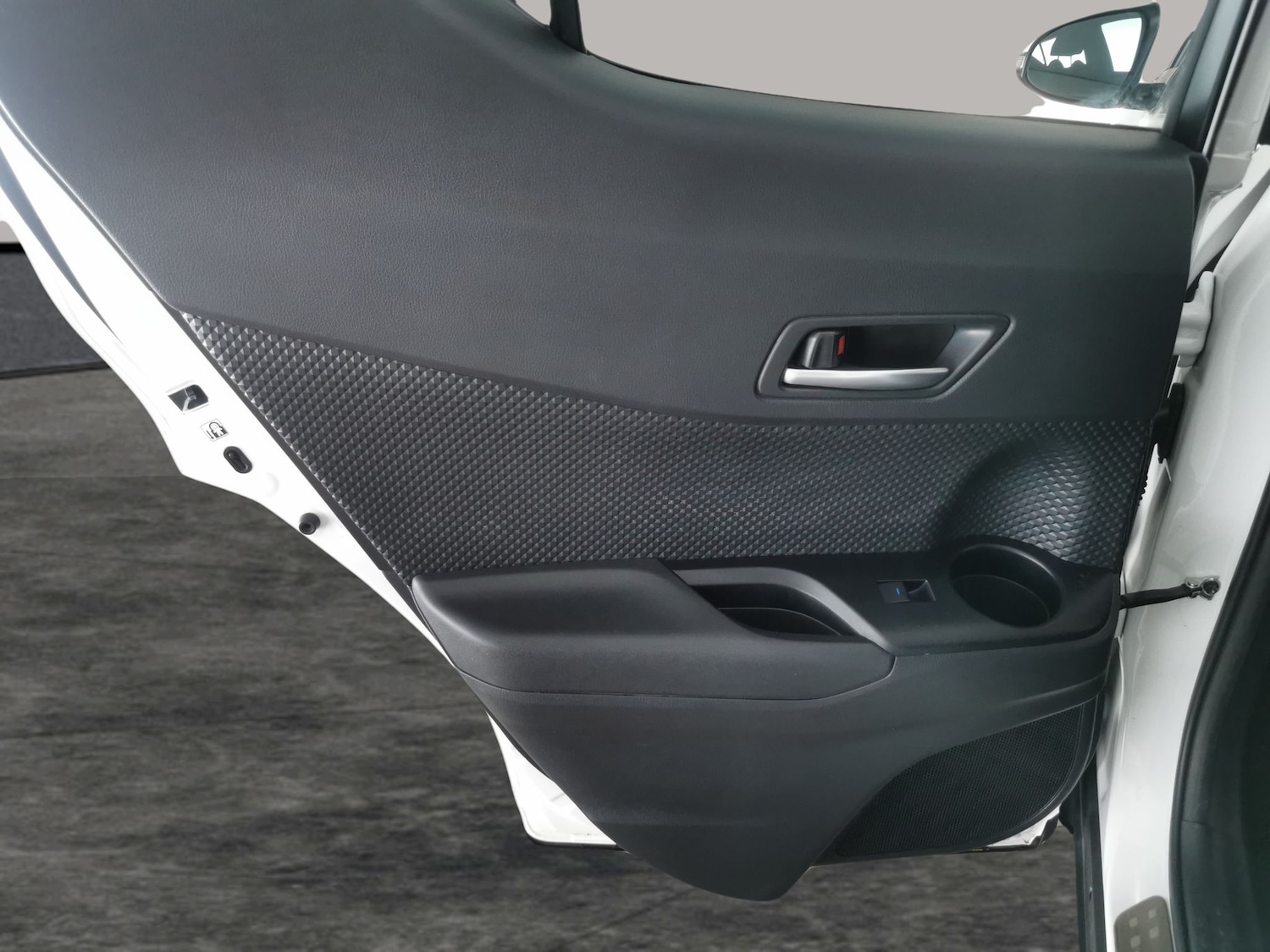 Used Toyota C-HR 2023 for sale - 78166791: Photo 23