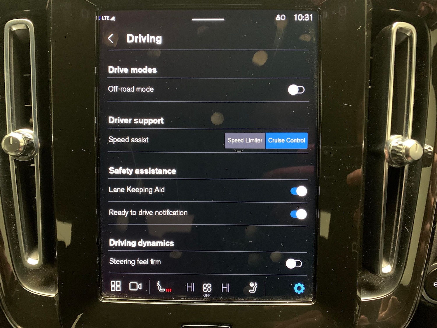 Used Volvo XC40 2023 for sale - 77389396: Photo 18